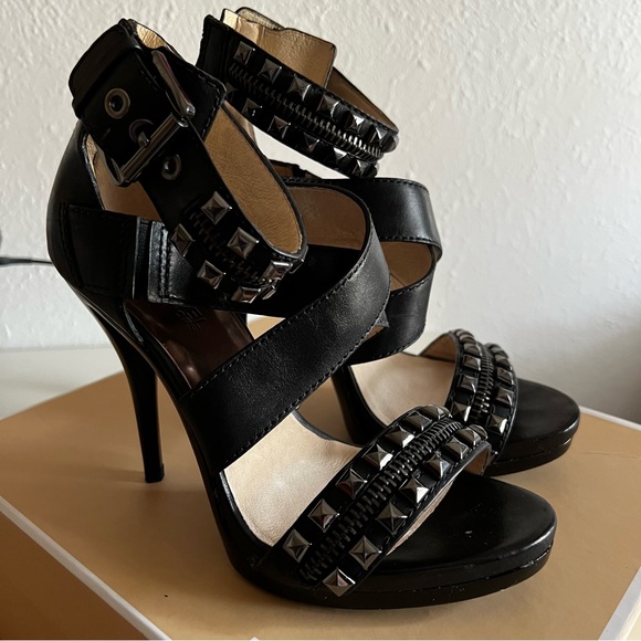 Michael Kors Shoes - Michael Kors Rock N Roll Heel Pump